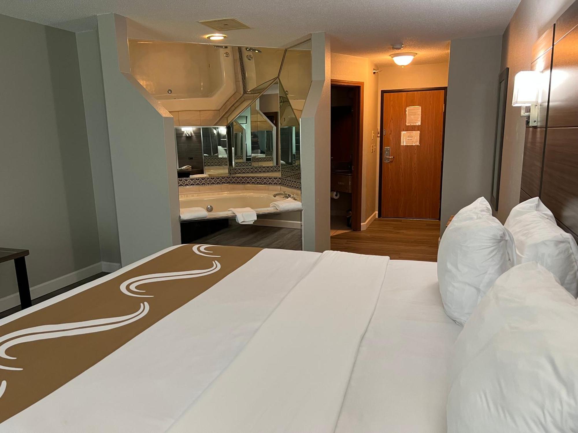 Quality Inn & Suites Red Wing Extérieur photo